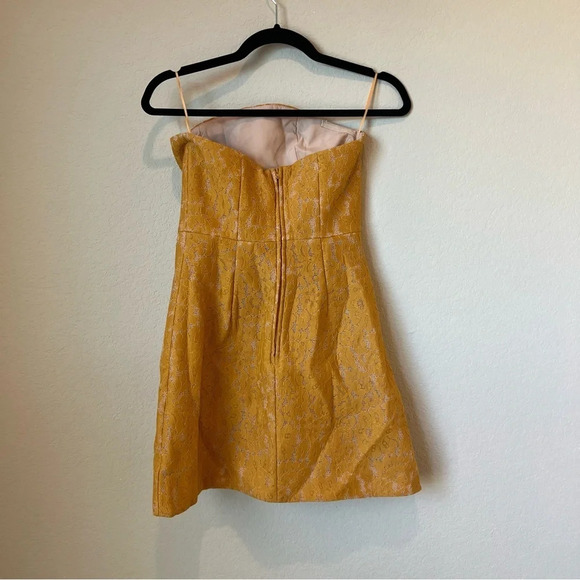 Keepsake Lace Strapless Structured mini Dress - Picture 4 of 4